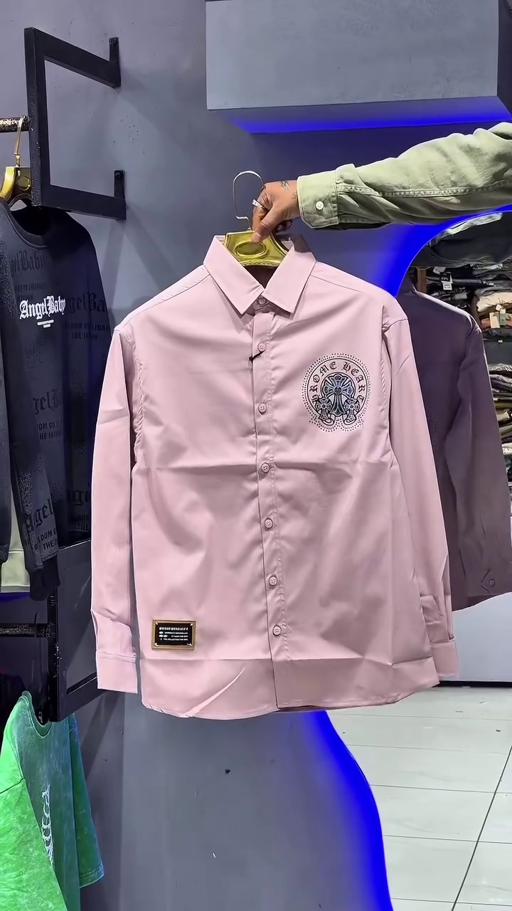 Classic Off-White Full Sleeve Premium Button-Down Shirt with Embroidered Crest Detail & Metallic Hem Patch 🤍✨