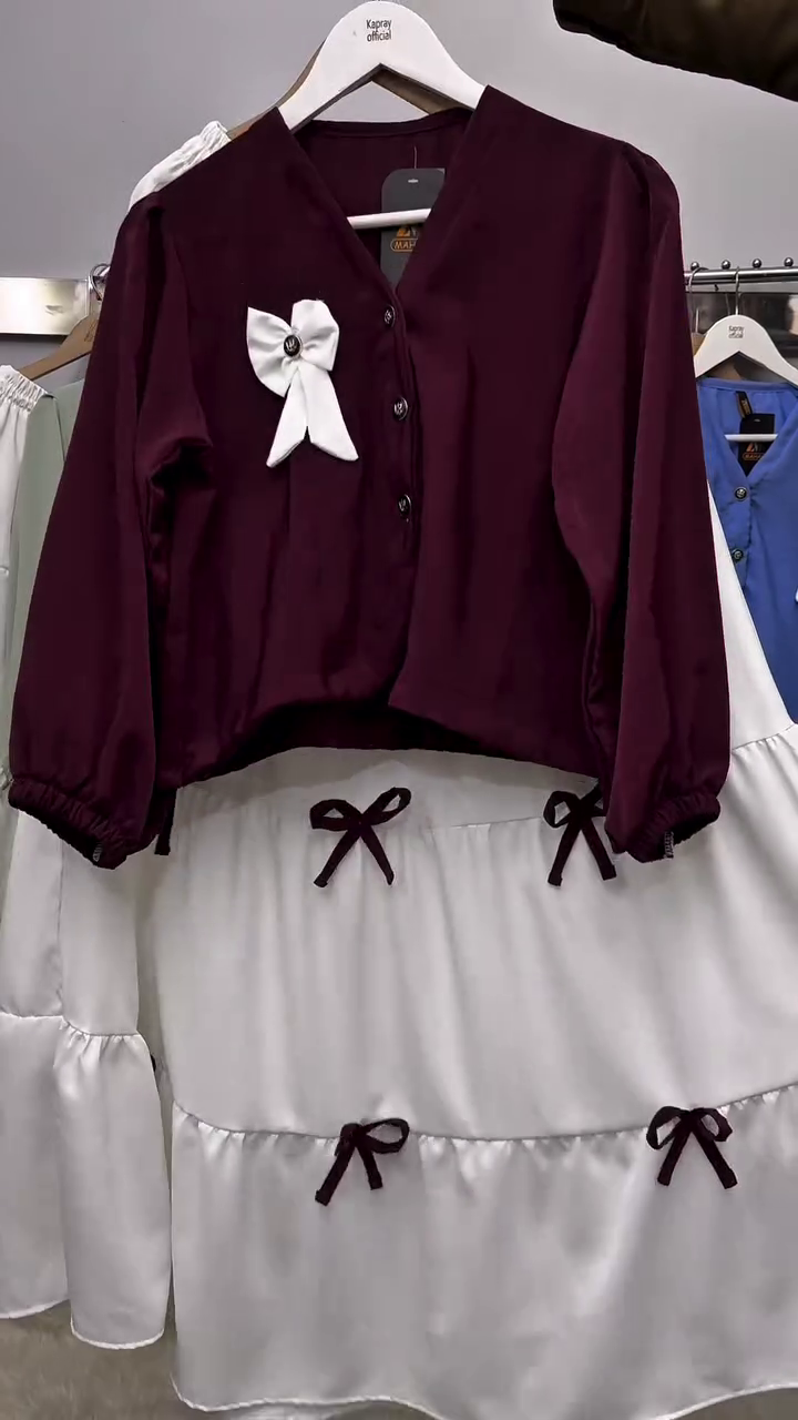 Maroon V-Neck Puff Sleeve Cropped Top with White Bow Accent & Layered Ivory Ribbon-Tie Skirt Set 🍷🤍🎀
