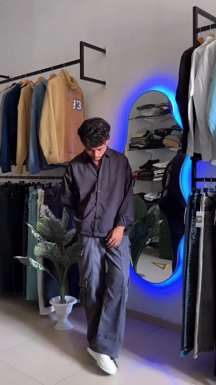 Charcoal Black Oversized Drop-Shoulder Streetwear T-Shirt with Large “Los Angeles 9” Back Graphic Print and Relaxed Wide-Leg Cargo Pants Outfit