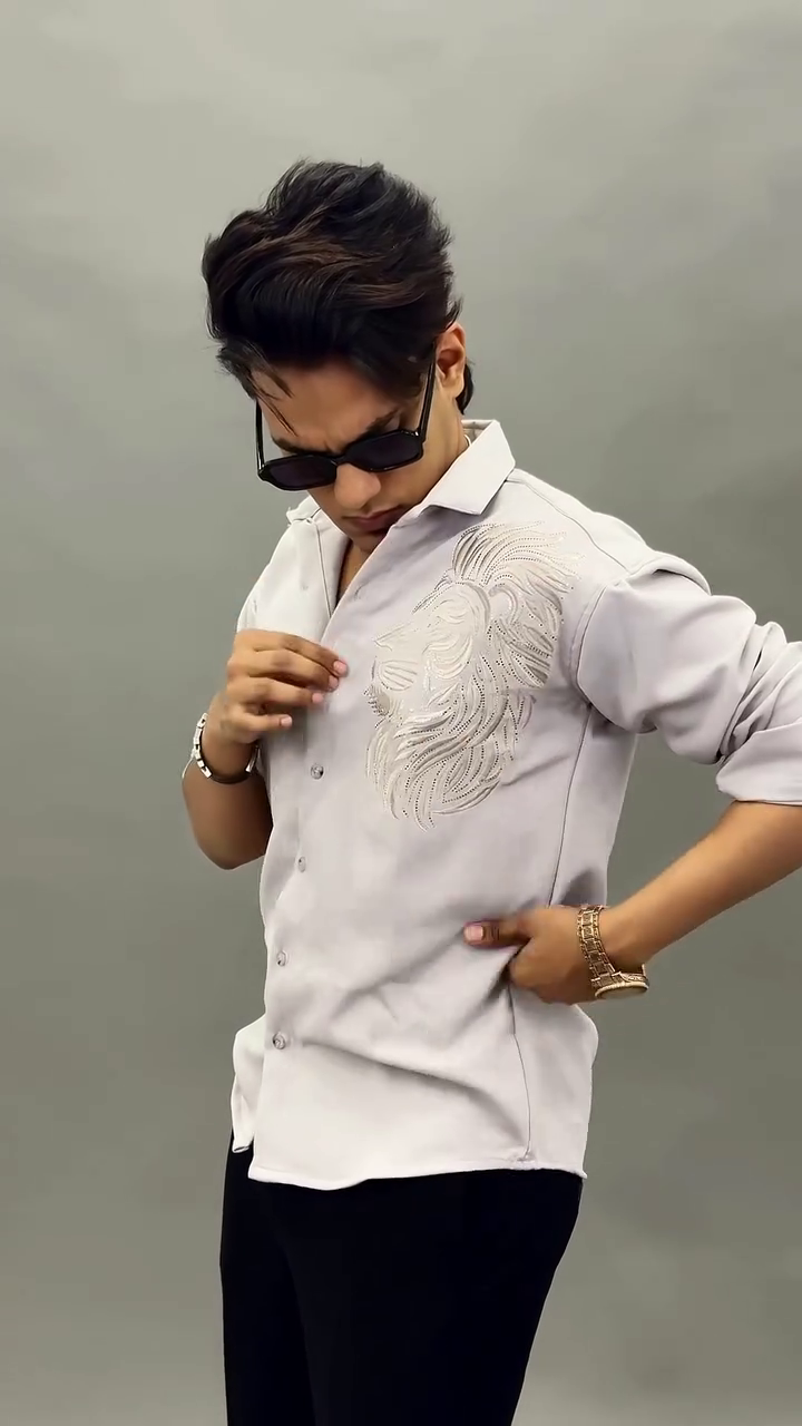 Slim Fit Casual Button Down Men's Fashion Shirt