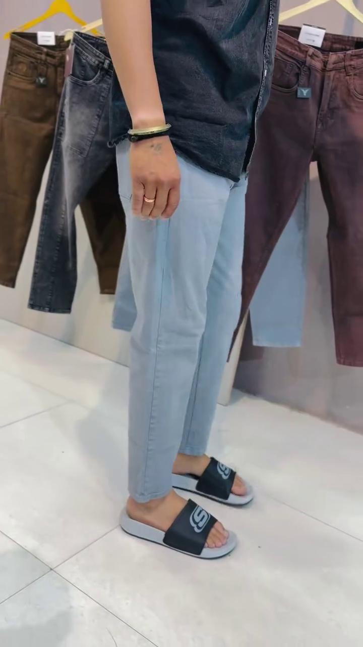 Sky Fade Slim Fit Denim – Everyday Cool Light Wash Jeans 👖💙✨