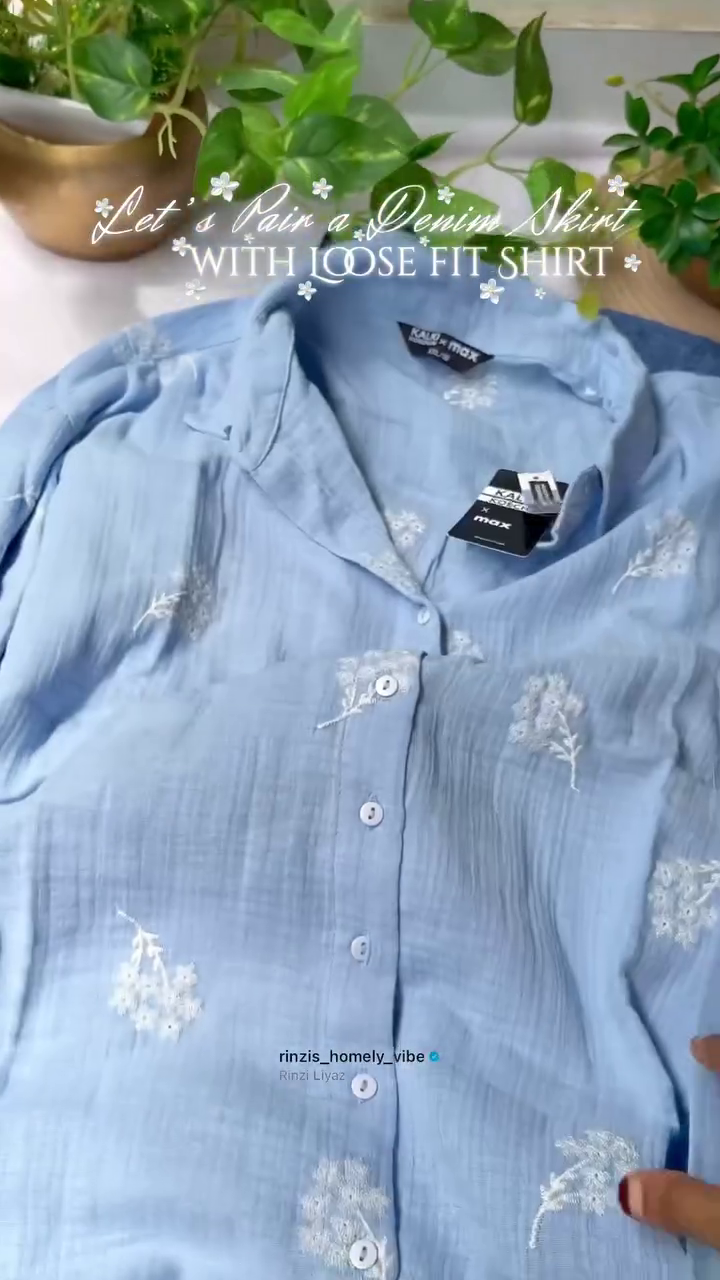 💙 Floral Embroidered Loose-Fit Shirt – Soft Denim Style Elegance 🌼✨