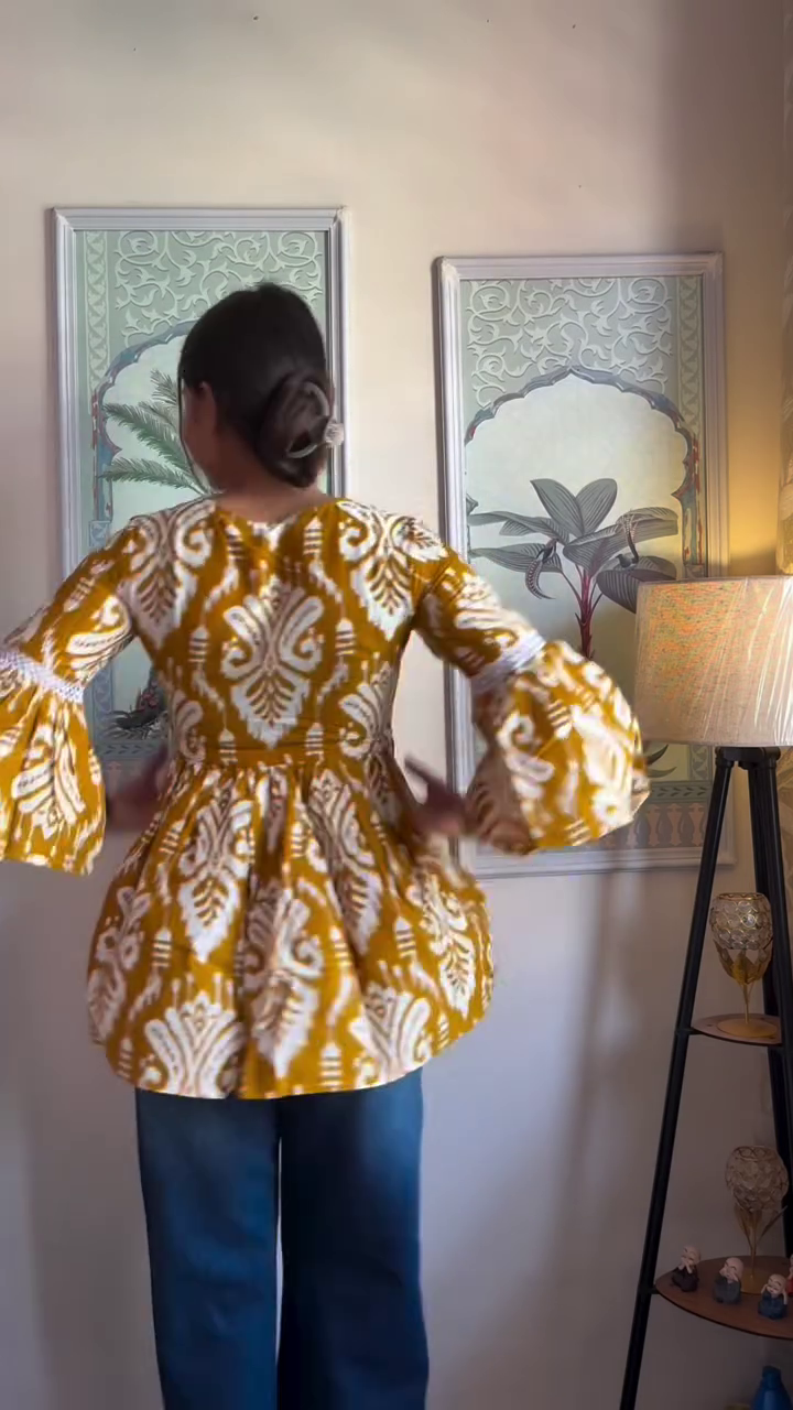 🌼 Boho Printed Peplum Top – Chic Everyday Fashion ✨🤎