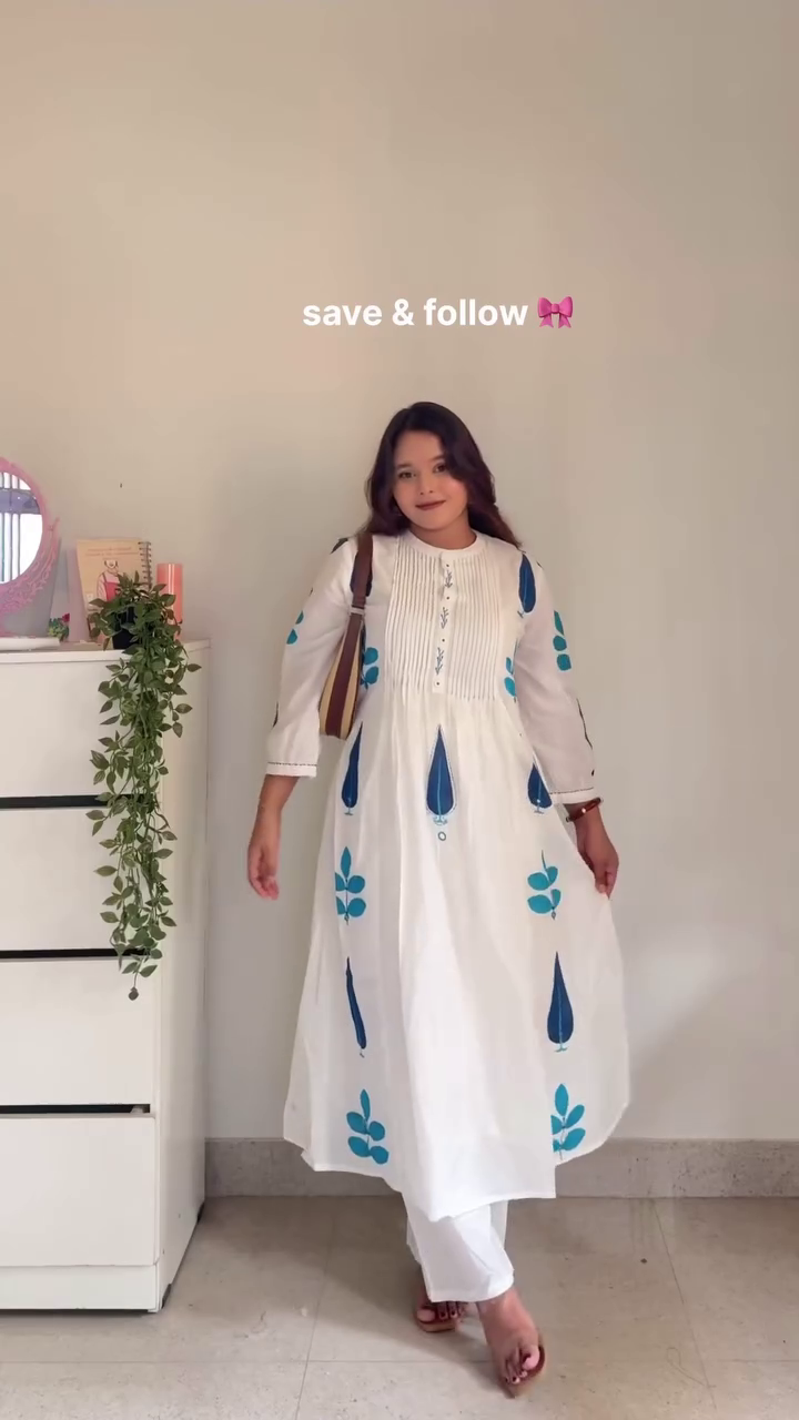 🤍 Elegant White Printed Anarkali Set – Graceful Ethnic Fashion ✨🌿