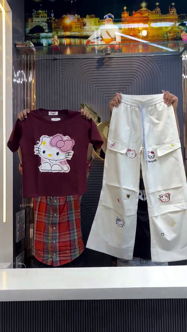 Cute Cartoon Inspired Lavender Oversized  T-Shirt with White Wide-Leg Cargo  Pants Co-Ord Set for Girls 💜✨🌸