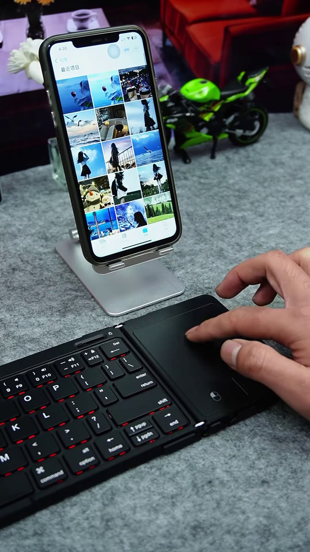 ⌨️📱 Ultra-Slim Wireless Foldable Keyboard & Smart Phone Stand Combo – Portable Multi-Device Typing Station with Silent Keys, Rechargeable Battery & Ergonomic Design 🌟