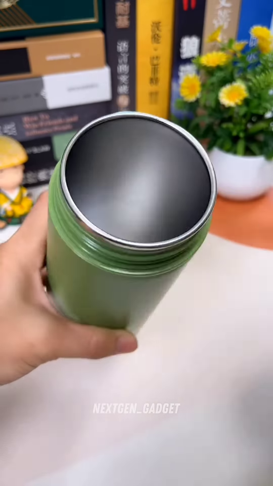 ☕🌿 Smart Electric Heating Travel Mug – Portable Temperature Control Beverage Cup with Rechargeable Heating Technology 🔥✨