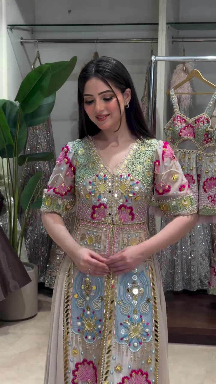 🌸👑 Royal Pearl Ivory Multicolor Heavy Embroidered Designer Ethnic Anarkali Gown Set with Artistic Floral Detailing – Premium Luxury Festive Wedding Celebration Collection ✨💖