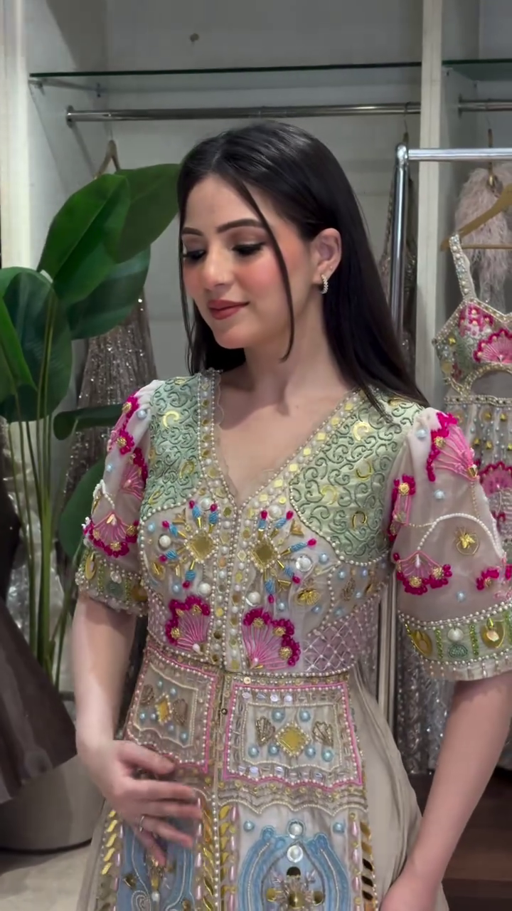 🌸👑 Royal Pearl Ivory Multicolor Heavy Embroidered Designer Ethnic Anarkali Gown Set with Artistic Floral Detailing – Premium Luxury Festive Wedding Celebration Collection ✨💖