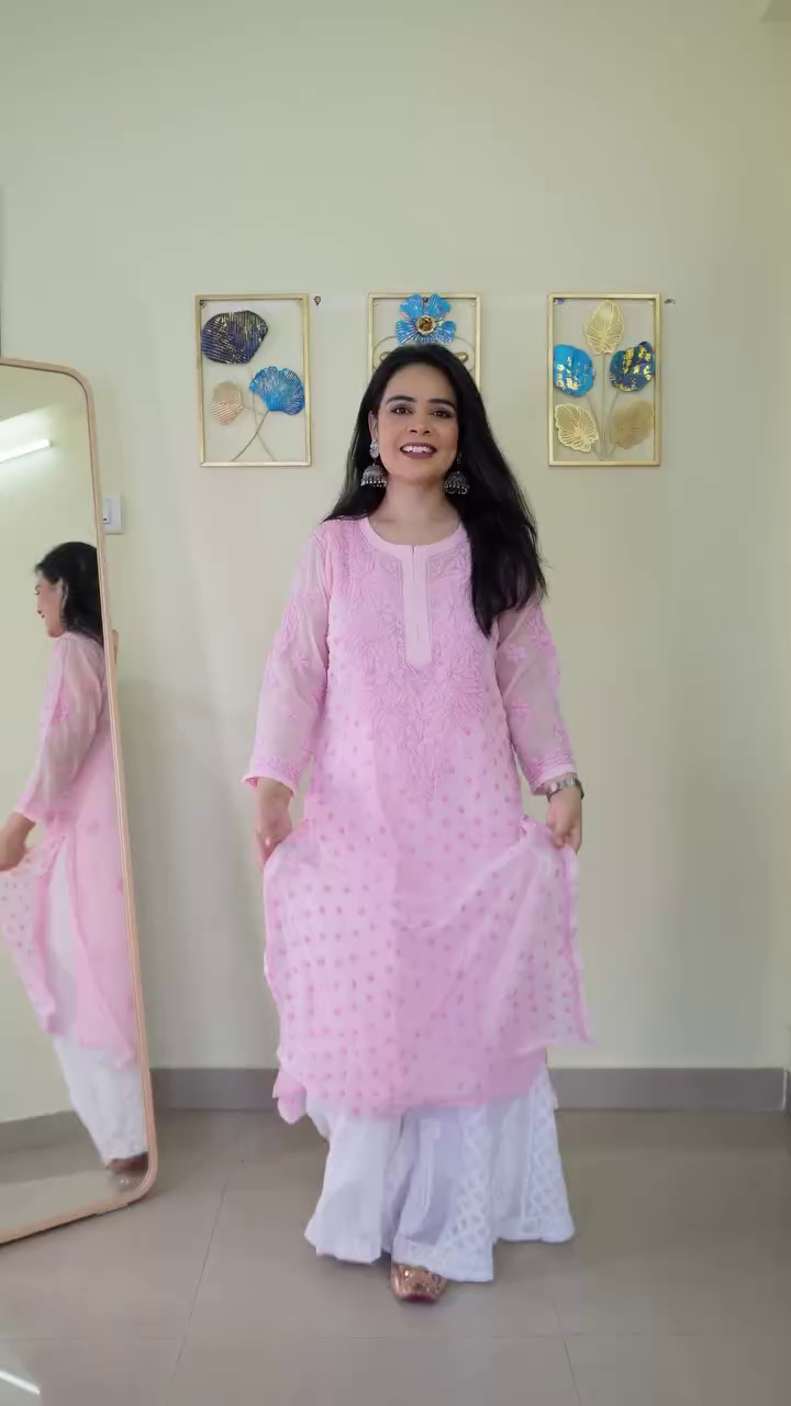 🌸 Graceful Baby Pink Embroidered Ethnic Kurta & Palazzo Set for Women ✨💕