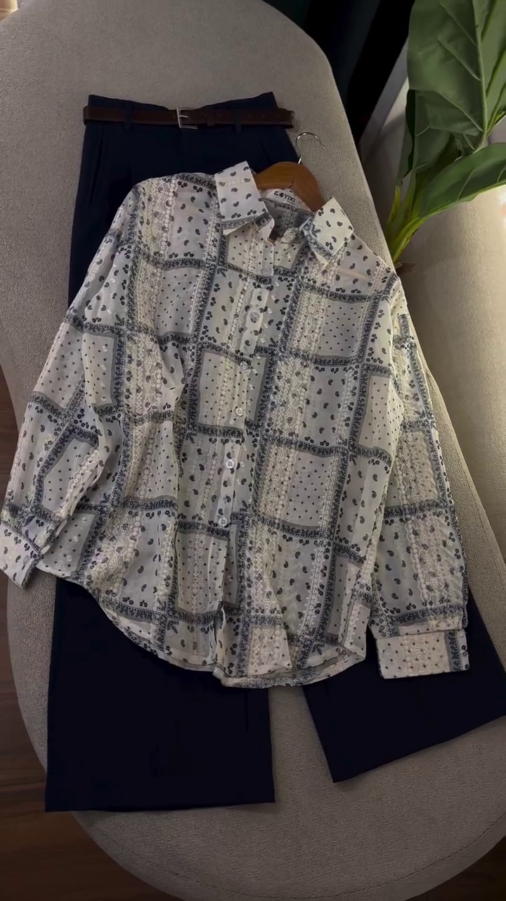 🤍  Vintage Monochrome Printed Oversized Shirt with Wide-Leg Trouser Combo ✨🖤