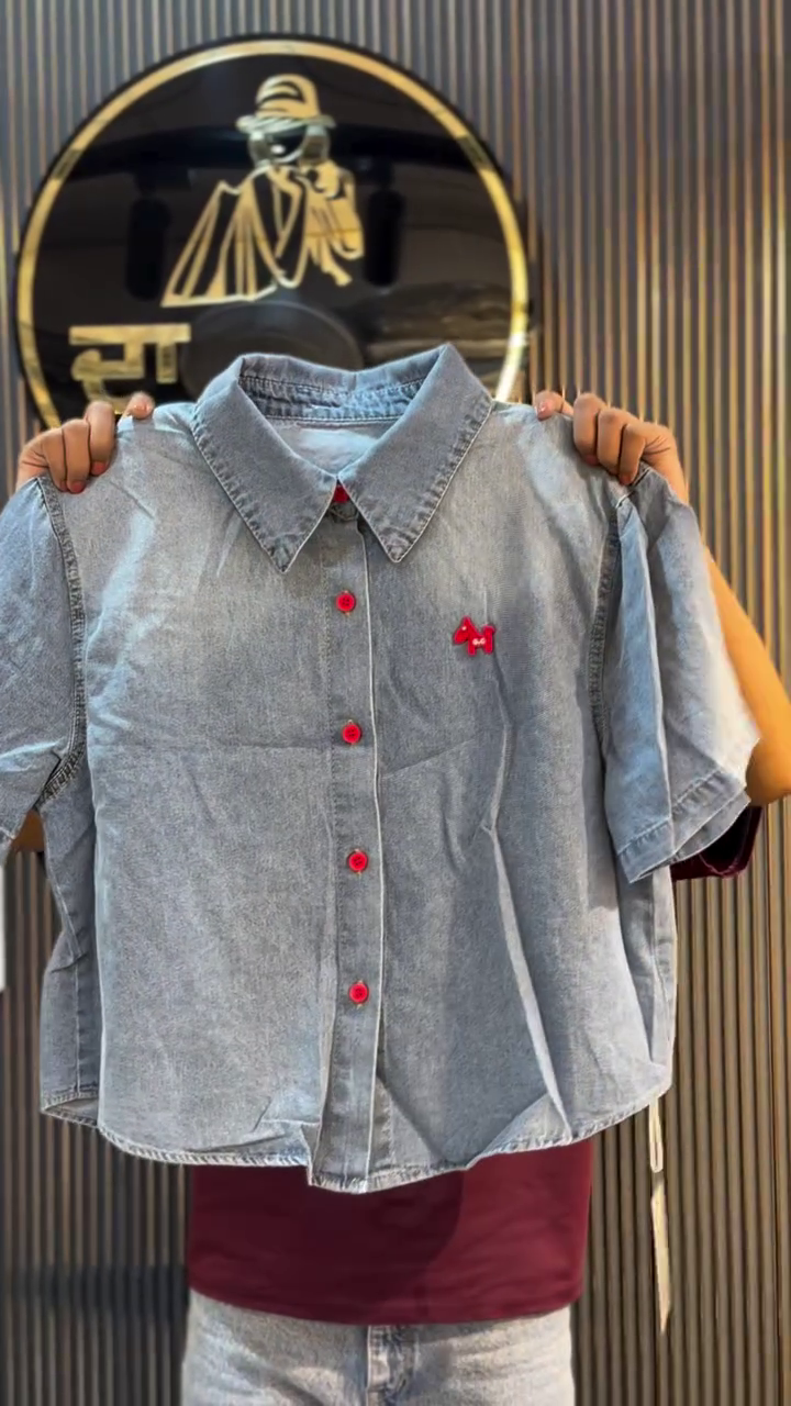 💙 Classic Denim Chic Oversized Shirt for Women ✨👖💕