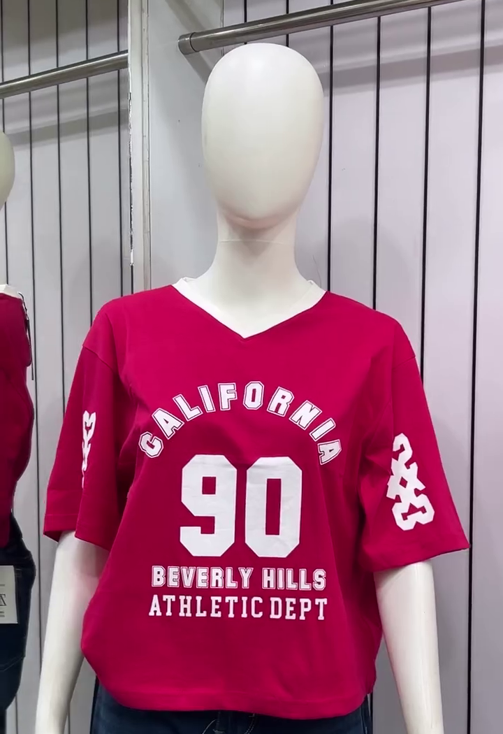 Premium Vintage Varsity Inspired Oversized V-Neck Graphic Casual Streetwear Fashion T-Shirt 💗🤍✨🎽