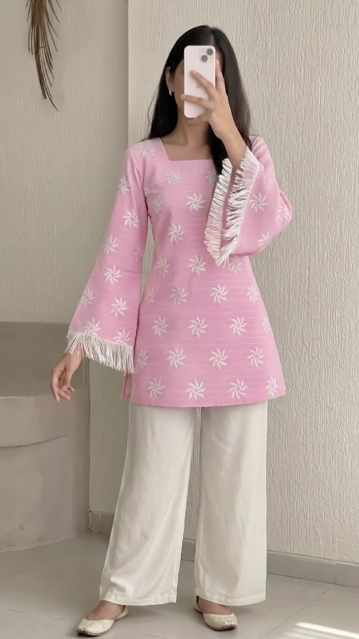 Soft Pink Sunburst Print Fringe Sleeve Contemporary Kurta with Wide Leg Pants Set 🌸☀️✨
