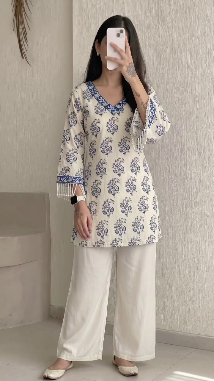 Soft Pink Sunburst Print Fringe Sleeve Contemporary Kurta with Wide Leg Pants Set 🌸☀️✨