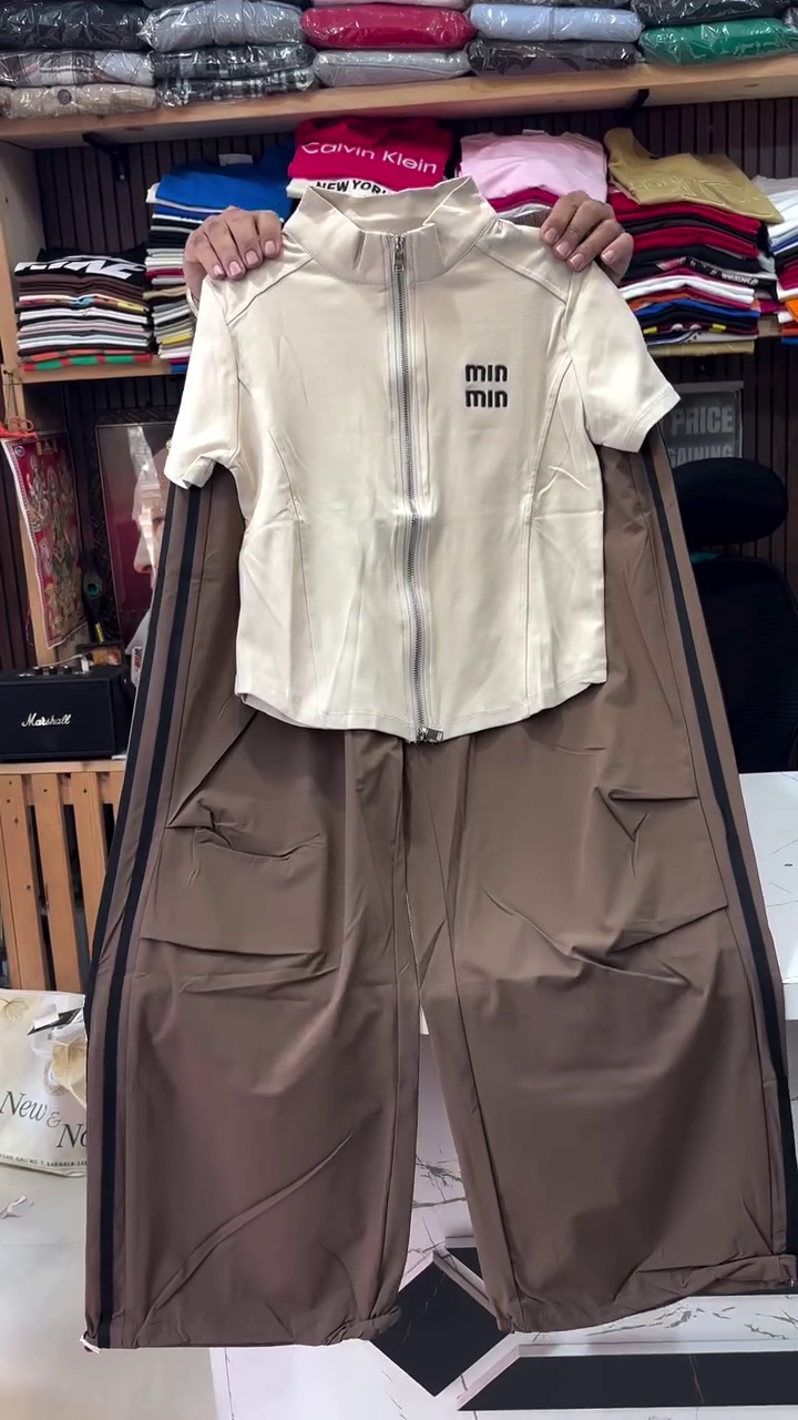 Premium Neutral Tone Zip Front Mock Neck Casual Top & Wide Leg Cargo Pants Co-Ord Set 🤎🤍✨
