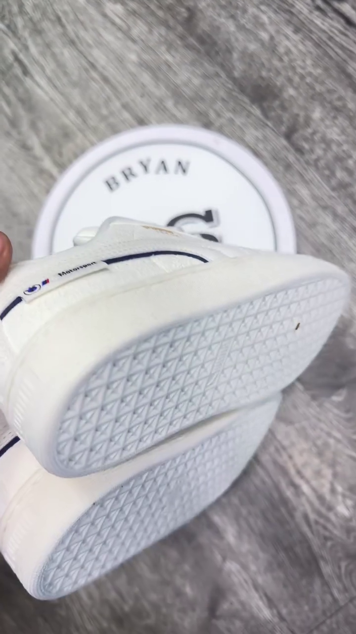 👟 Premium Classic All-White Everyday Comfort Sneakers for Men & Women – Lightweight Casual Fashion Shoes 🤍✨