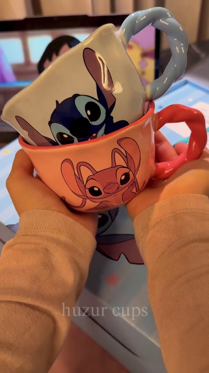 ☕💖  Adorable Cartoon Inspired Ceramic Coffee & Tea Mug Gift Set with Designer Handles 💖☕