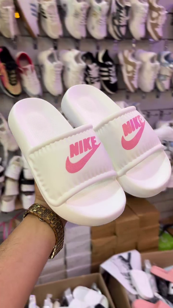 🤍 Ultra Soft Comfort Cloud Slides for Women & Men – Lightweight Everyday Casual Slip-On Sandals with Cushioned Sole and Modern Minimalist Design 🤍