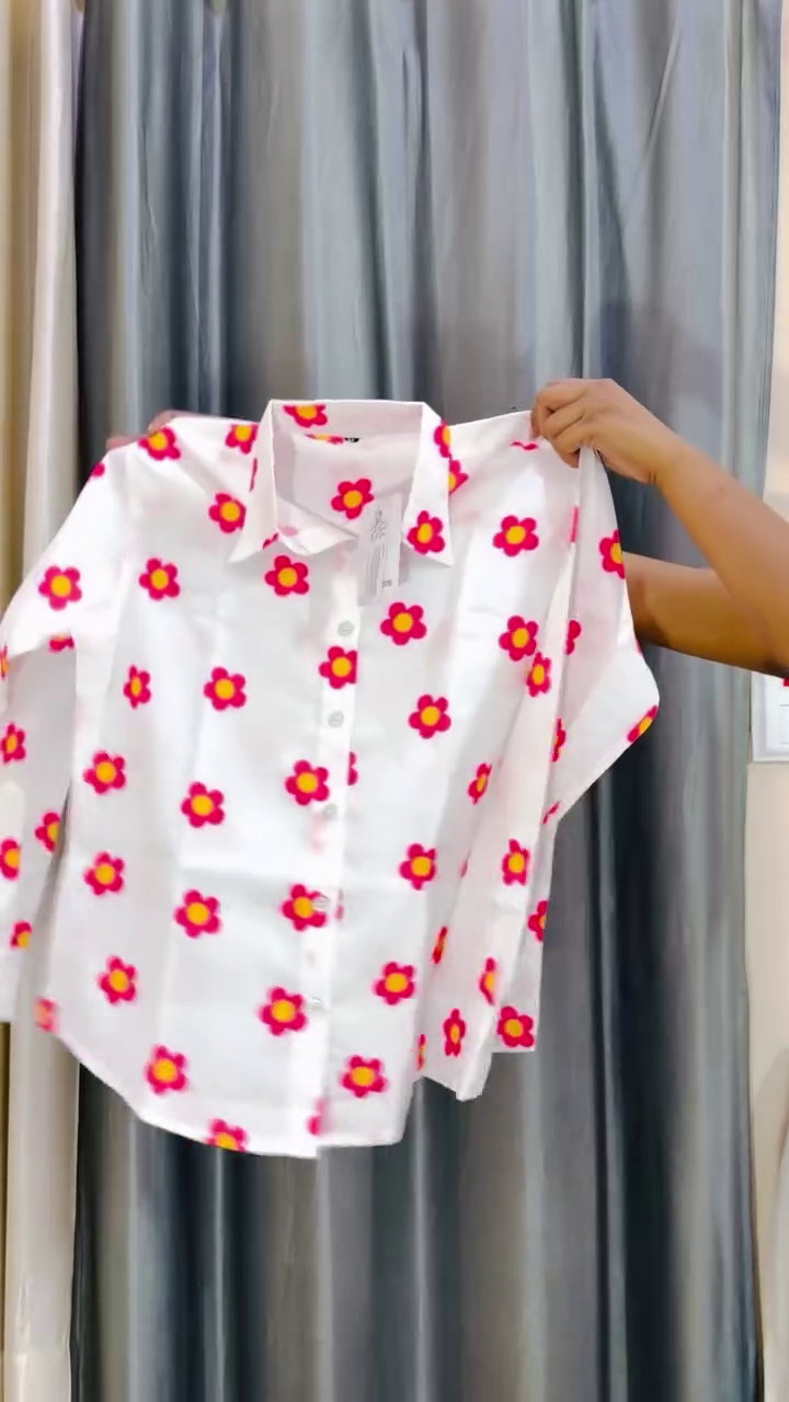 🌸 Premium Women's Oversized Floral Printed Cotton Shirt – Trendy Casual Button-Down Long Sleeve Fashion Top 🌸