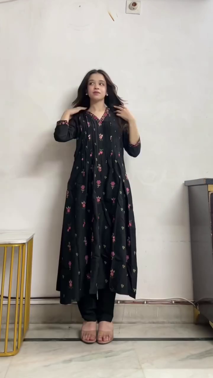 🌿 Premium Green Floral Printed Cotton Kurta Palazzo Co-Ord Set for Women
