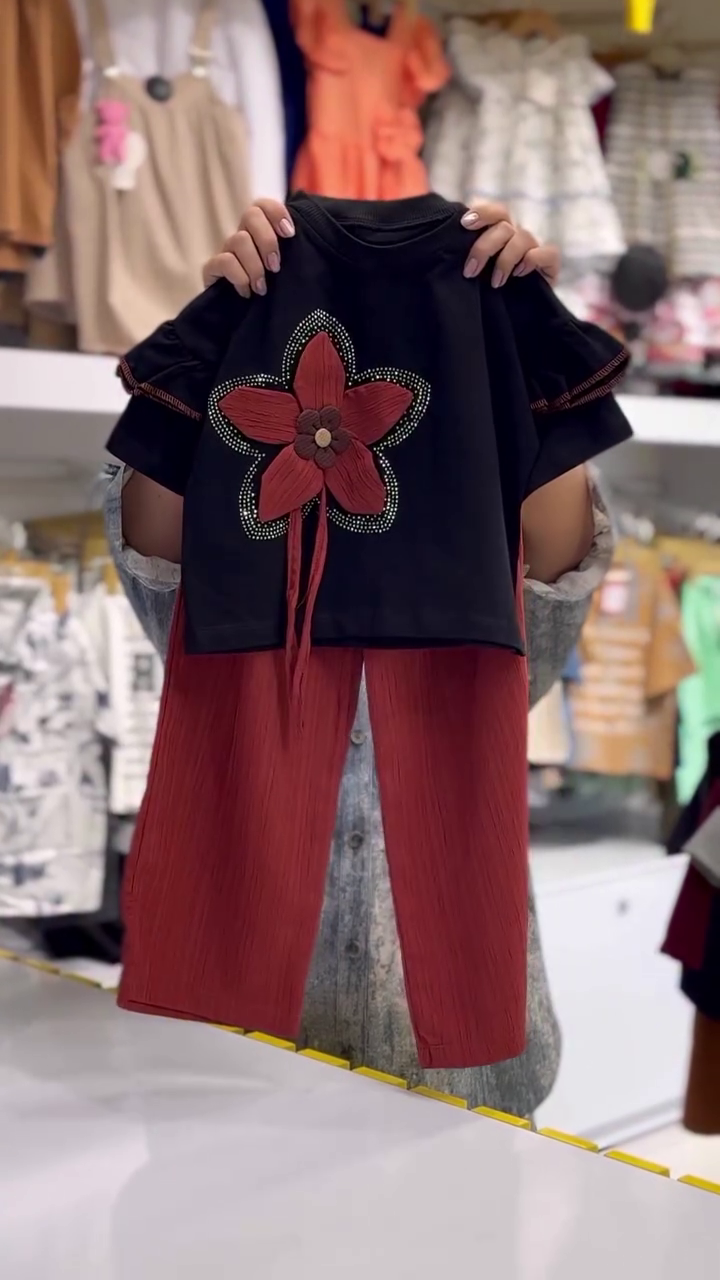 🌸 Premium Girls’ Elegant 3D Floral Appliqué Top with Pleated Palazzo Pants Co-Ord Set – Stylish Party & Casual Wear Outfit for Little Fashionistas 🌸