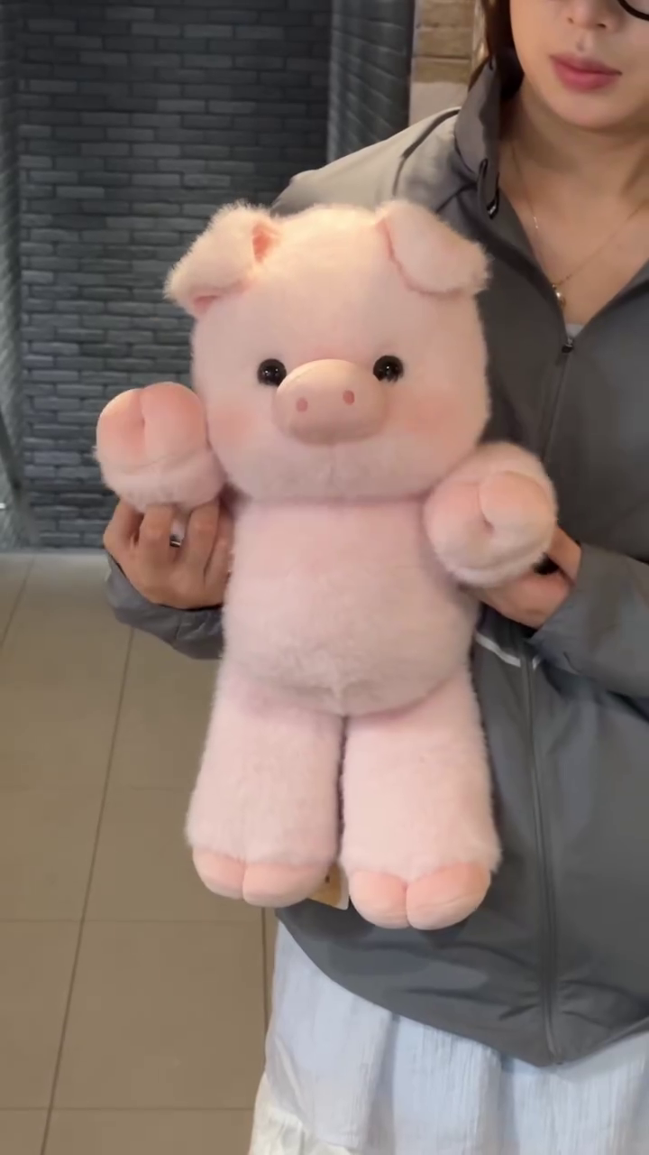 🐷 Premium Adorable Blush Pink Pig Plush Toy – Ultra Soft Huggable Stuffed Animal for Kids, Room Décor & Gift Collection 🐷💖
