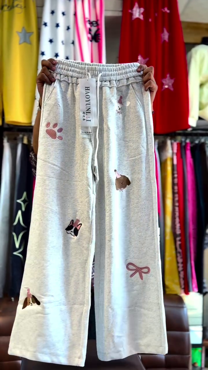 Cream-Colored Wide-Leg Sweatpants With Playful Dog And Paw Print Patches 🐾🐶✨