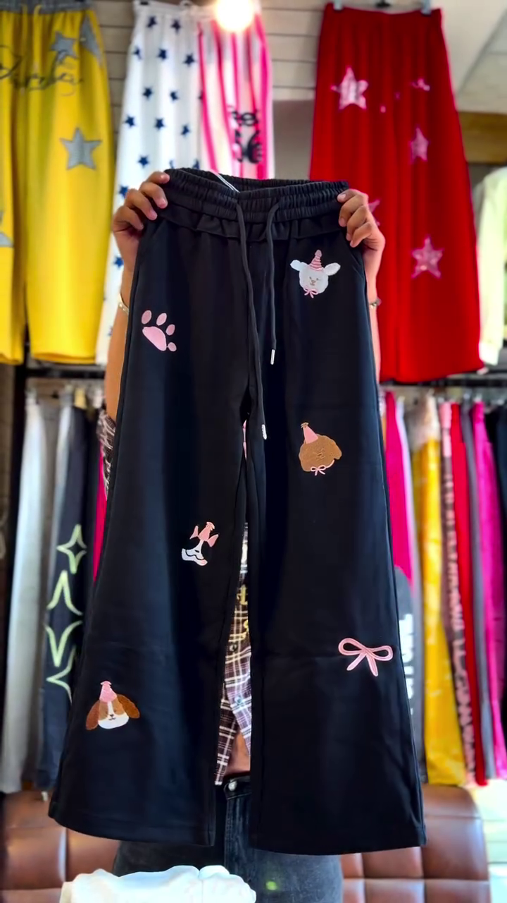 Cream-Colored Wide-Leg Sweatpants With Playful Dog And Paw Print Patches 🐾🐶✨