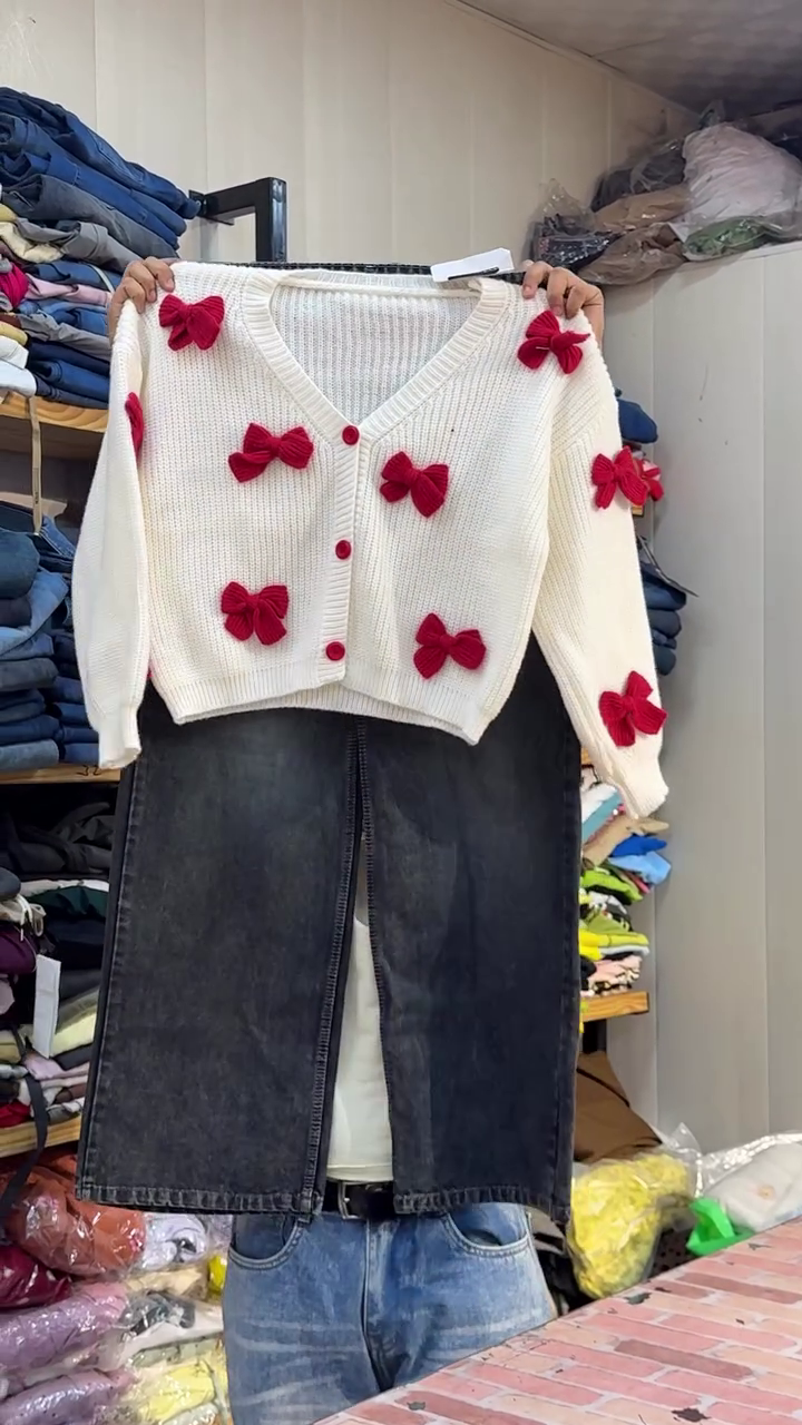Cream-Colored Knit Cardigan Decorated With Bold Red Ribbon Bow Appliques 🤍❤️🎀✨