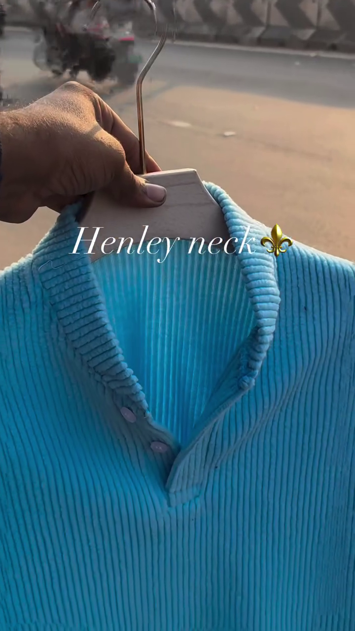 Soft Lavender Ribbed Knit Henley Sweater With Button Placket 💜👕