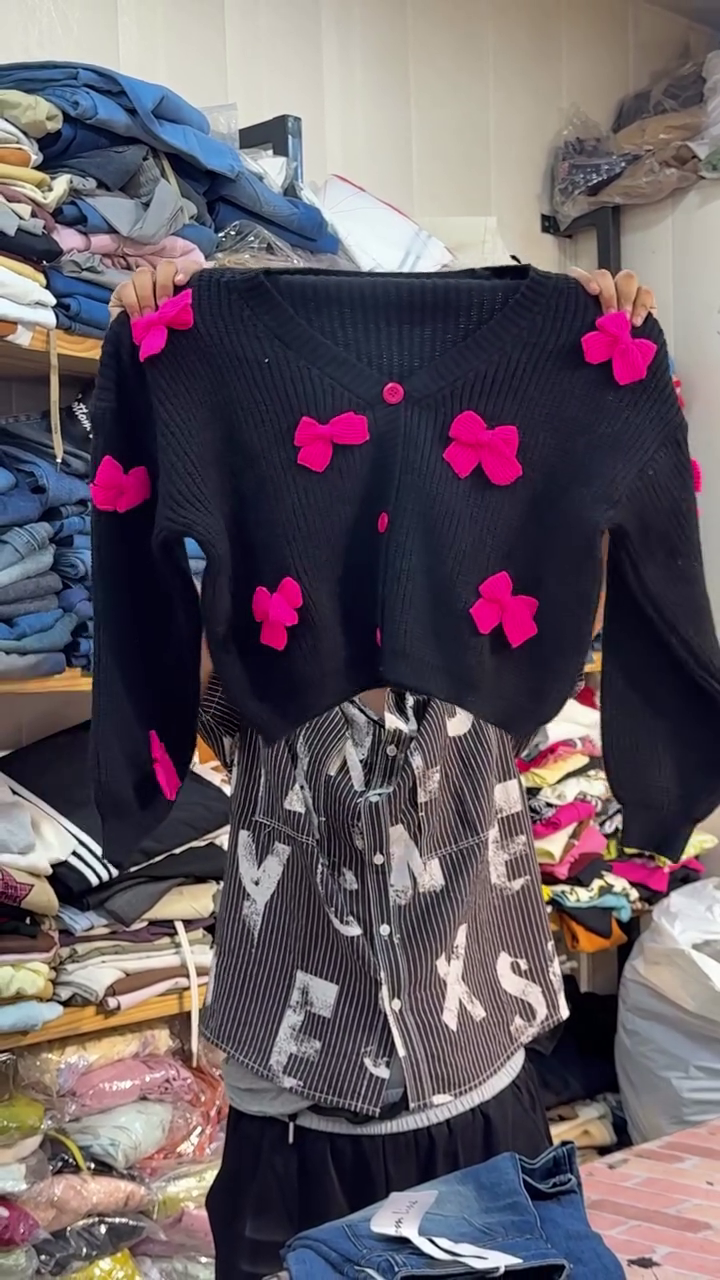 Black V-Neck Knit Cardigan With Hot-Pink Bow Appliques Paired With Denim Skirt 🖤🎀👗✨