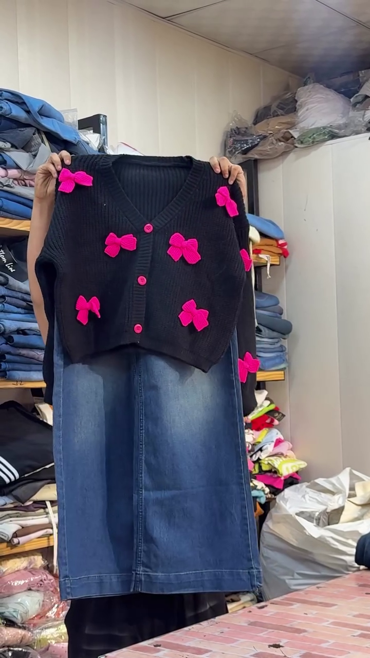 Black V-Neck Knit Cardigan With Hot-Pink Bow Appliques Paired With Denim Skirt 🖤🎀👗✨