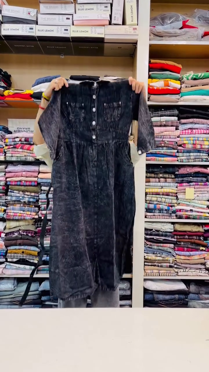 🖤 Classic Acid-Wash Black Denim Midi Shirt Dress with Front Button Placket✨